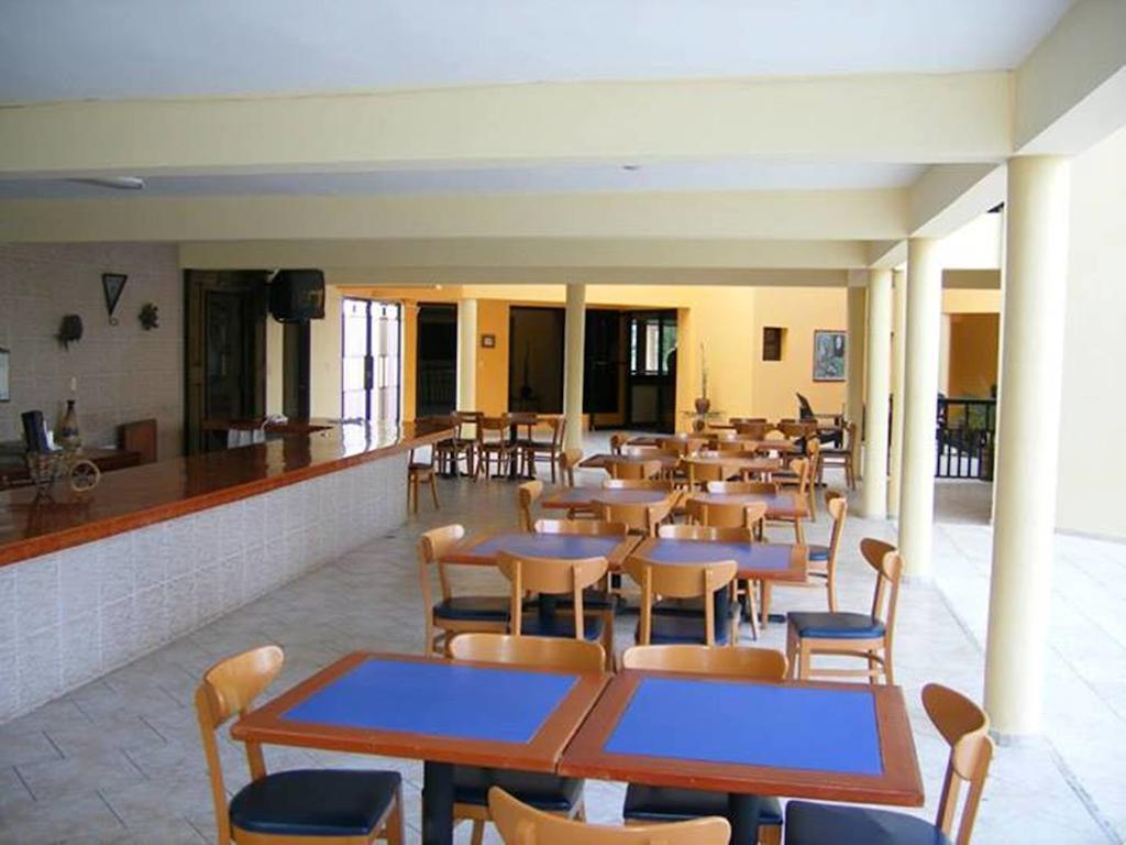 Hotel Las Caobas Сан-Франсиско-де-Макорис Экстерьер фото